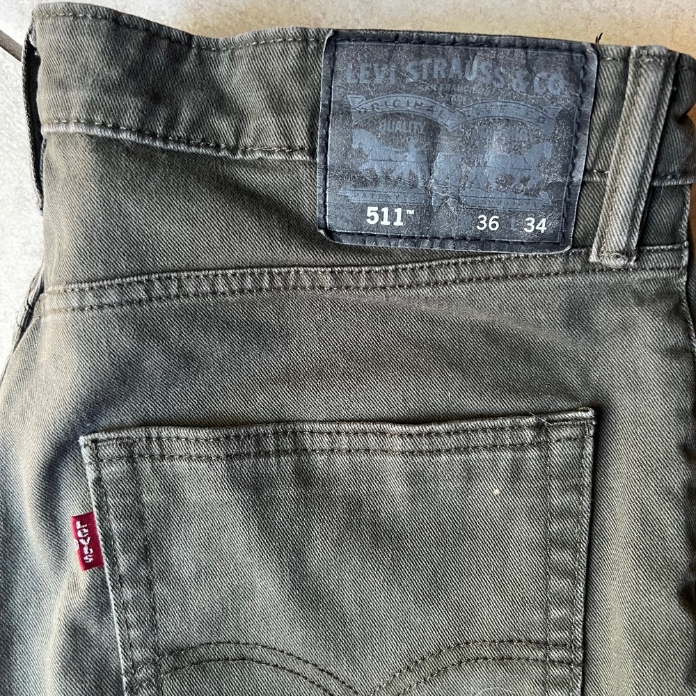 Levi 511s — Barely worn
